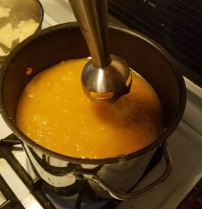 blending squash soup